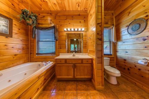 Arrowhead Log Cabin Resort Brief Escape Cabin - image 2