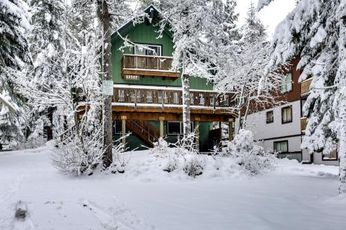 Mt Hood Chalet Vacation Rental - Government Camp