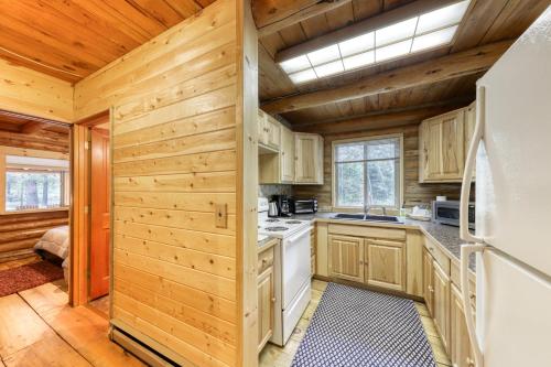 Whittier Cabin - image 5