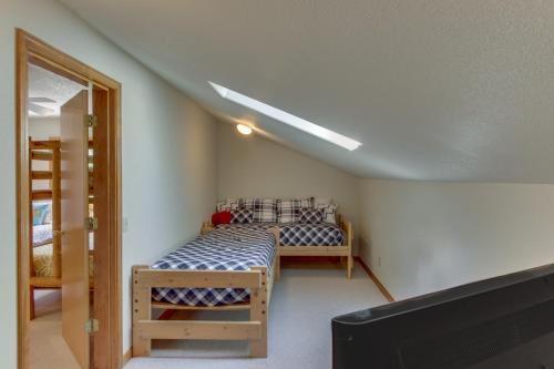 Redwood Lane 08 | Discover Sunriver - image 4