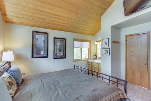 Shagbark Lane 21 | Discover Sunriver - image 5
