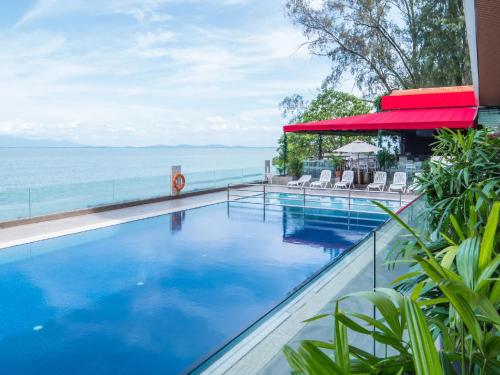 Swimming pool, Hotel Sentral Seaview Penang @ Beachfront in Tanjung Bungah