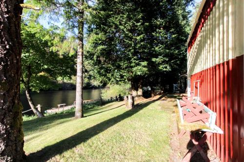 Alsea River Fishing Cabin