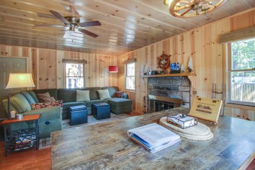 Cozy Bobby Grey Manor - image 3