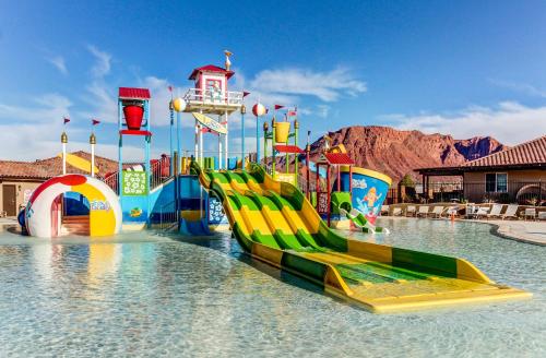 Splash Pad Place: Paradise Village #29 - main image