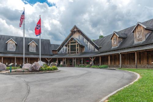Bear Haven - image 6