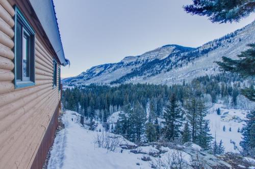 Primrose Cabin - main image
