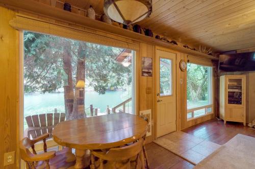 Alsea River Fishing Cabin