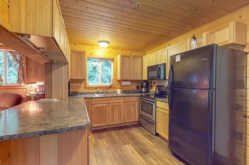 Alsea River Fishing Cabin