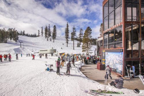 Val D'Isere 45 - image 2