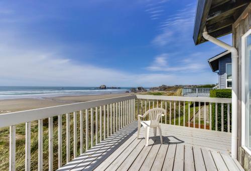 Spindrift Oceanfront Home