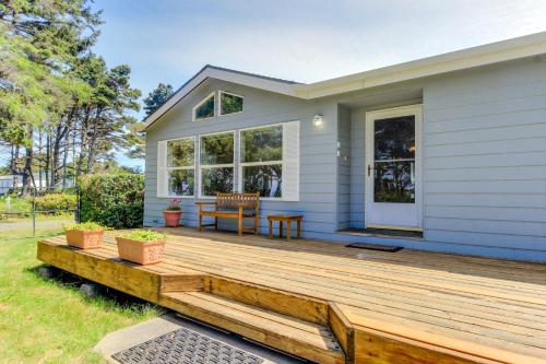 The Beach House at Yaquina Head - main image