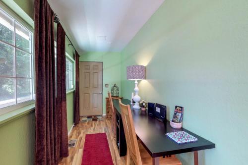 Myrtlewood Cottage - image 3