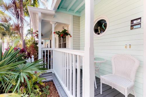 Salty Air Retreat - image 3