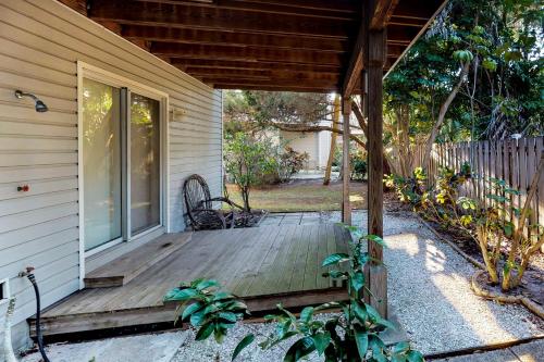 North Beach Village 27 - image 2