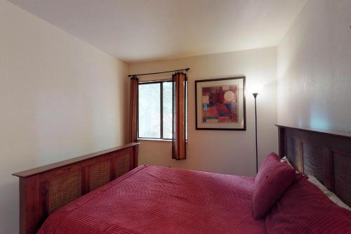 Shaver Haven Condominium - image 9