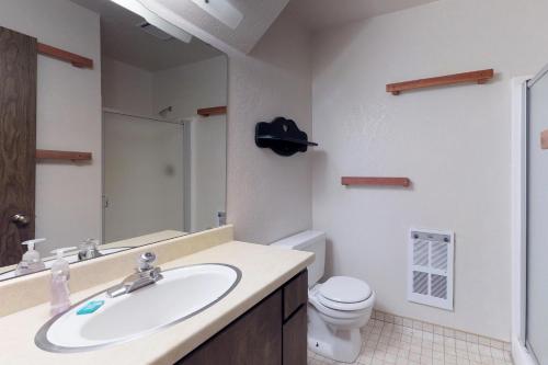 Living Pines Condominium - image 8