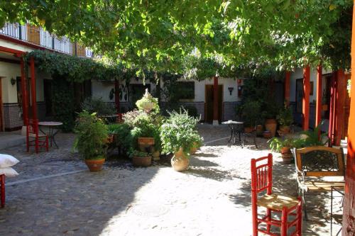 Hostal Castilla - image 9