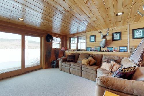 Lodge at Moosehead Lake - image 3