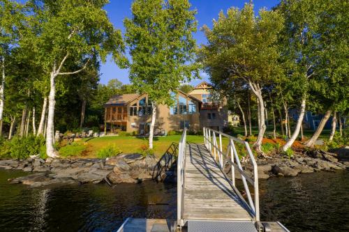 Lodge at Moosehead Lake - image 6