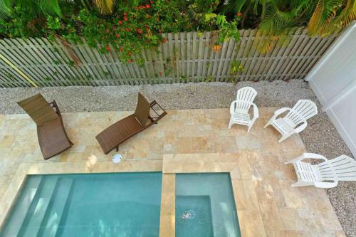 Turquoise Paradise West - image 8