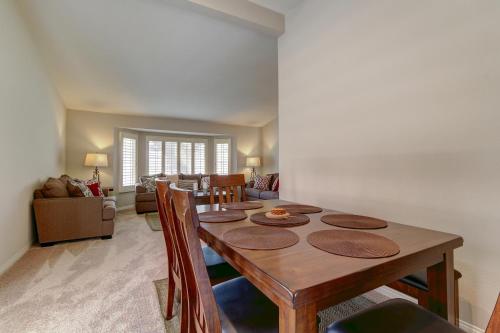 Buttercup Delight Permit# 106,312 in 拉钦塔(CA)