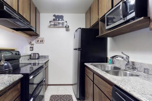 The Treehouse Condominium - image 7