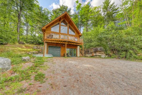 Contemporary ADK 5 Bedroom Chalet on Schroon