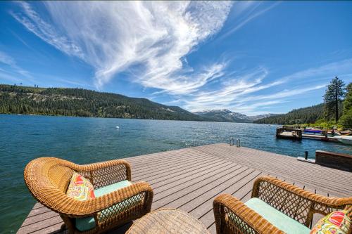 Lake Front Family Home at Donner