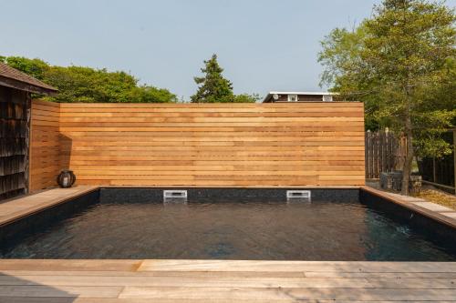 15 Seneca - image 4