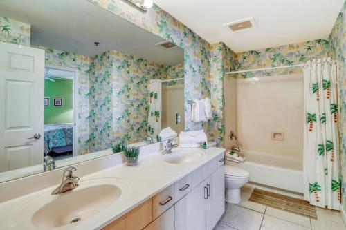Sterling Beach II - image 10