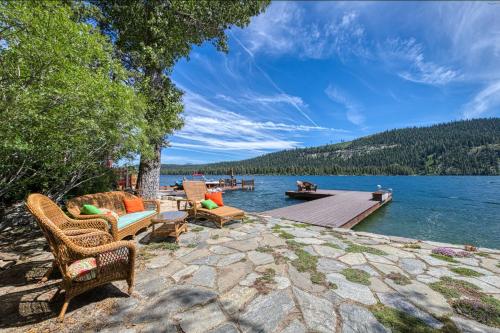 Lake Front Family Home at Donner