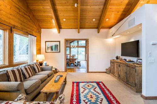 Hulen Meadows Outdoor Dream - image 4