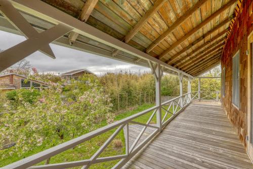195 Wilmot Road in Ocean Beach, USA