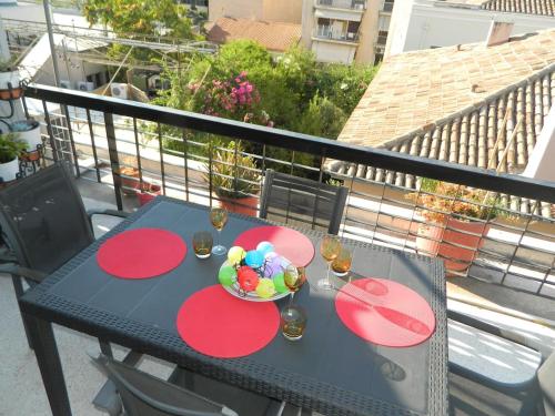 So Athens - Charming 1BD flat, Large terrace, Acropolis view, Atene