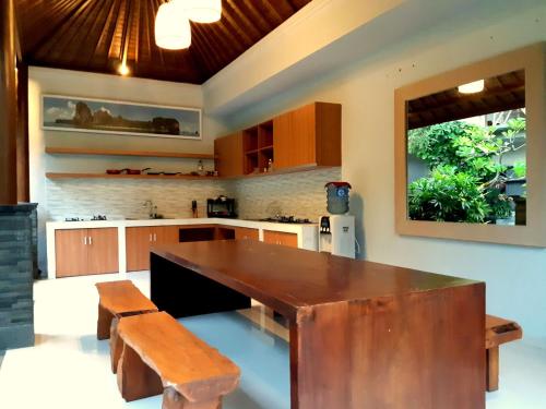The New Moon Seminyak 5