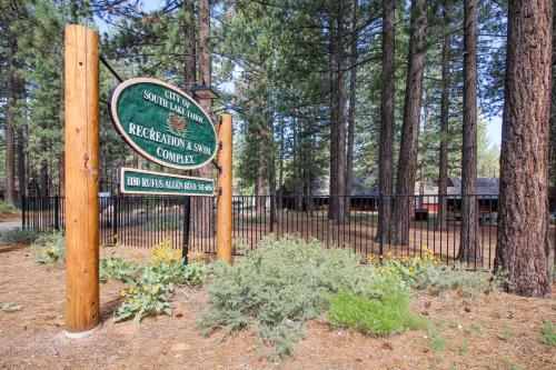 Spruce Grove Steamer Tahoe Cabin Condo - image 6