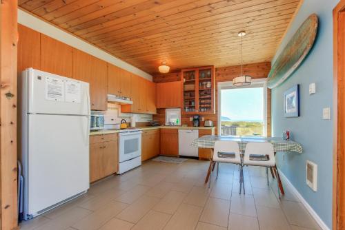 Ocean's Reach in Pacific City (OR)