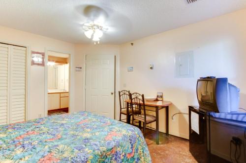 The Inn at St. Thomas Square #1203A - image 7
