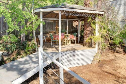 The Silver Beach House - image 8
