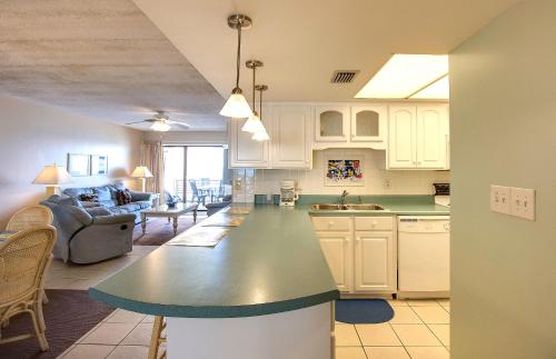 Gulf Gate 410 - image 5