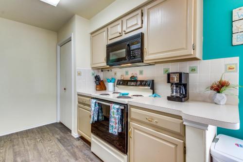 Turquoise Retreat - image 4