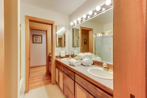 Fairway Lane 1 | Discover Sunriver - image 3