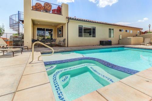 Private Pool Retreat: Paradise Village #17 - image 5