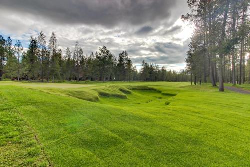 Fairway Lane 1 | Discover Sunriver - image 8