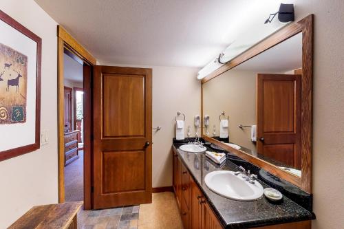 Eagle Springs East 307: Primrose Suite - image 5