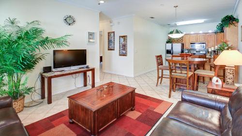 Escape Condominiums #8 - image 5