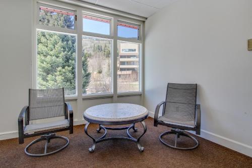 Village Square Penthouse Suite - image 2