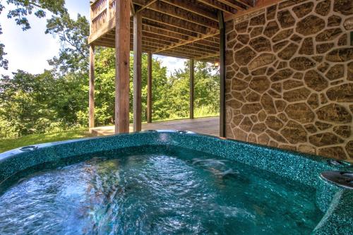 Blue Ridge Retreat - image 8