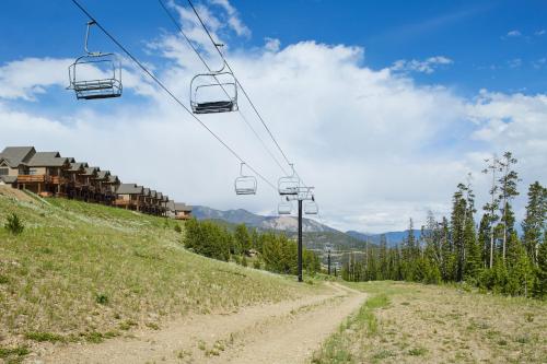 Saddle Ridge Townhome G-2 in Big Sky, USA